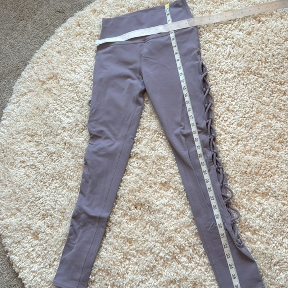 ALO Yoga High-Waist Vapor Legacy Lace-Up Workout Gym Leggings Gray Medium NWOT
